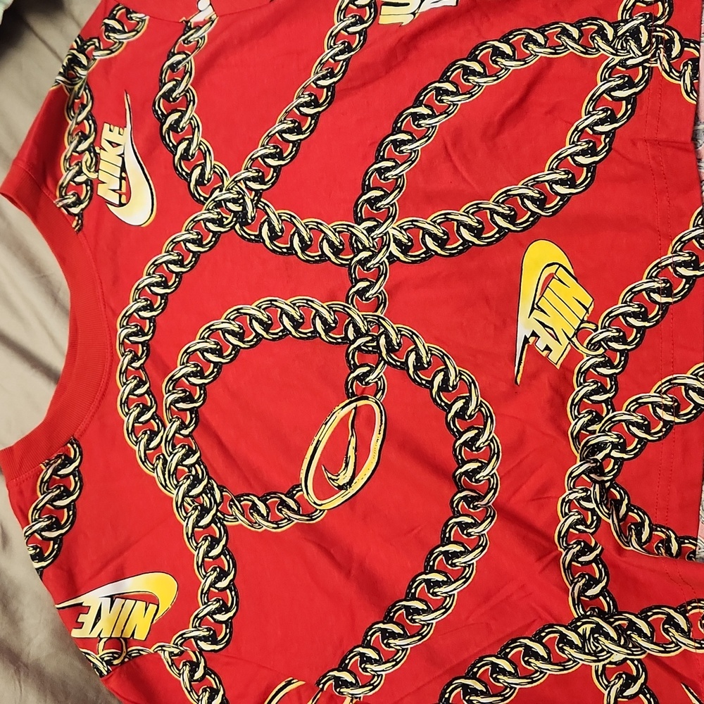 NWOT Nike Cropped Tee